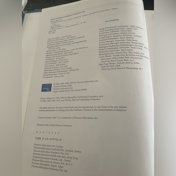 Earth Science:Eleventh Edition Book Pearson Education, Inc.726pgs.Homeschooling - Picture 3 of 16